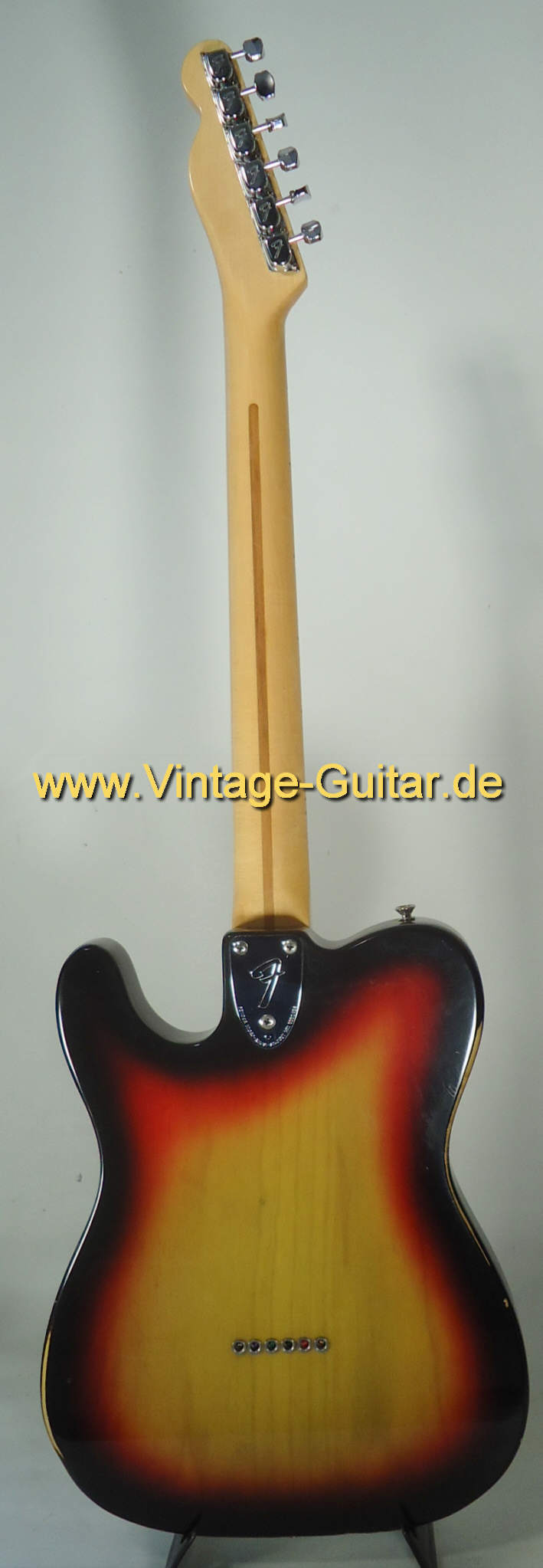 Fender Telecaster Custom 1977 sunburst b.jpg